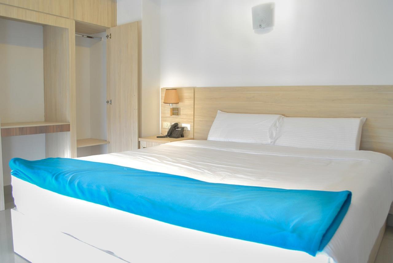 Hotel - Centro Comercial Punta Del Mar Salinas (Santa Elena) Ngoại thất bức ảnh