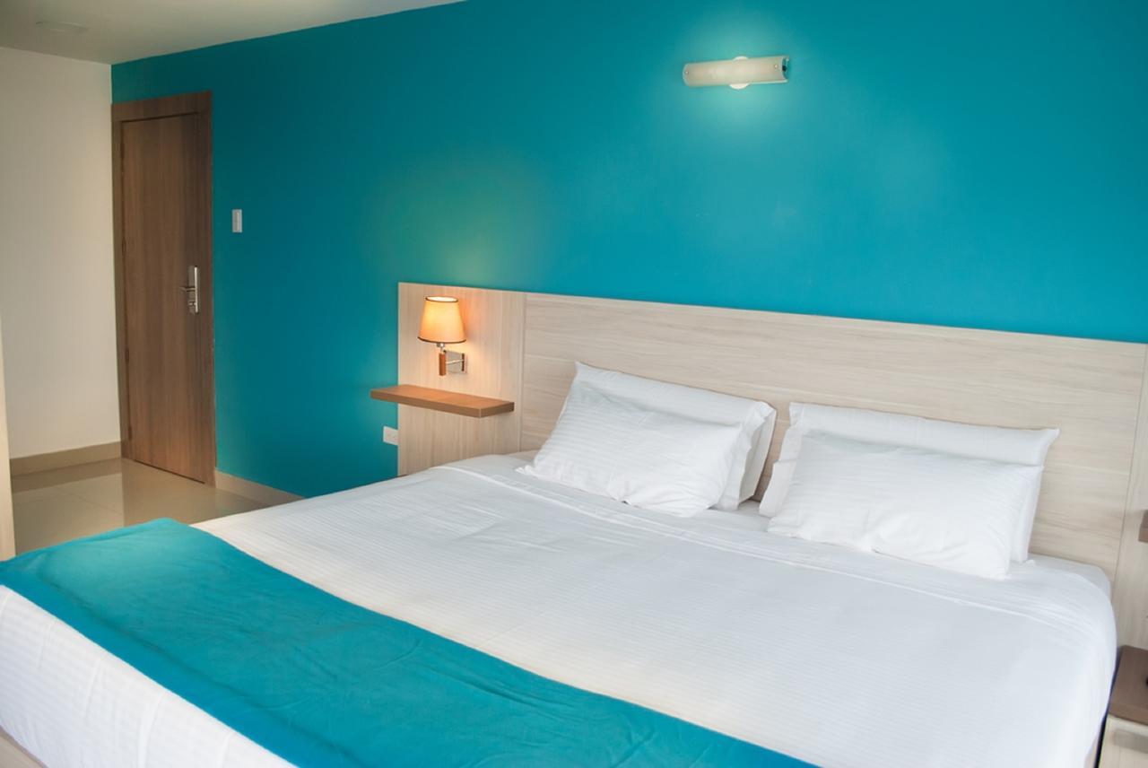 Hotel - Centro Comercial Punta Del Mar Salinas (Santa Elena) Phòng bức ảnh